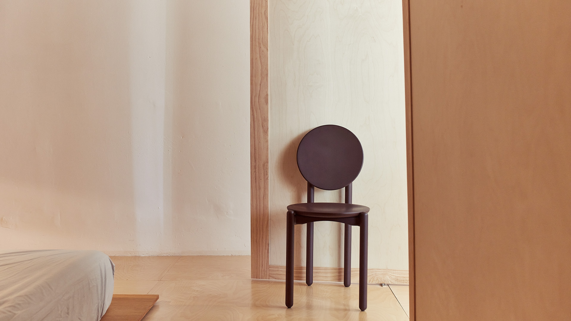 Eclipso Chair, Lifestyle